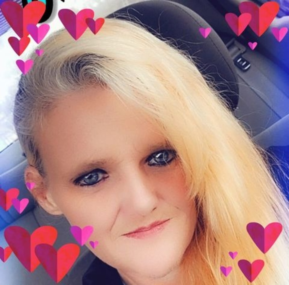 Meet your Posher, Raynelle